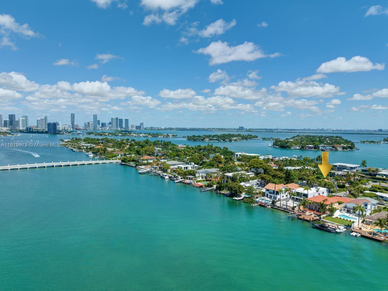 111 S Hibiscus Dr Miami Beach, FL 33139