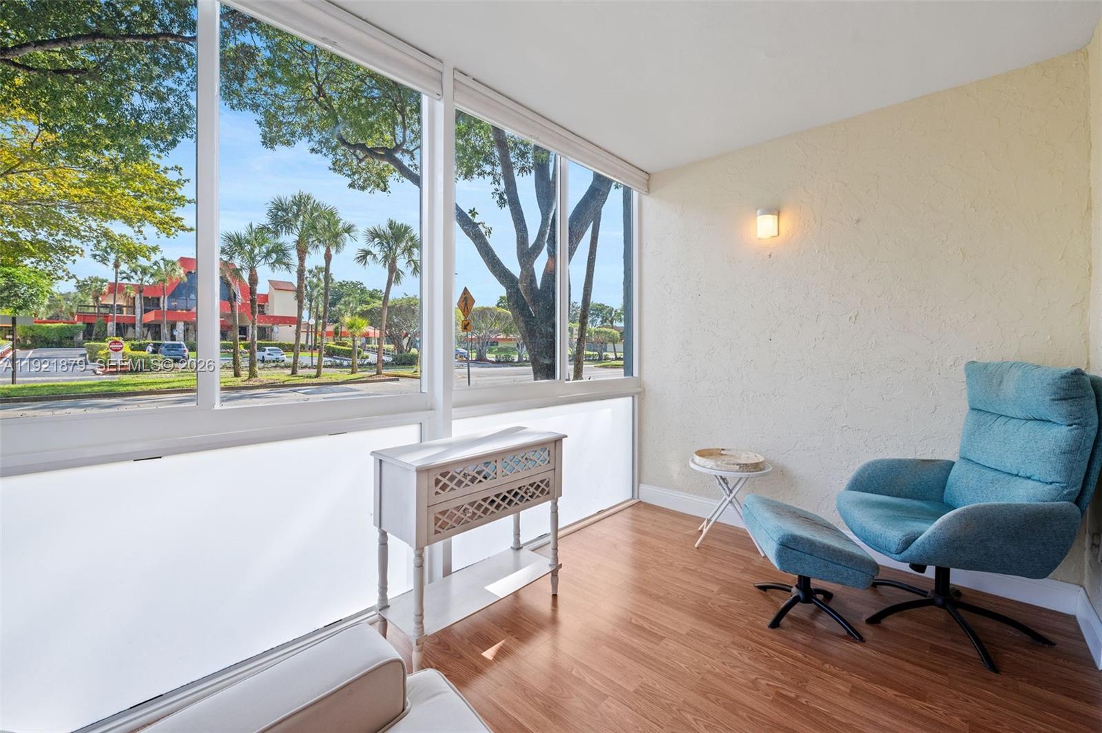 3140 Holiday Spgs Blvd #9-102 Margate, FL 33063