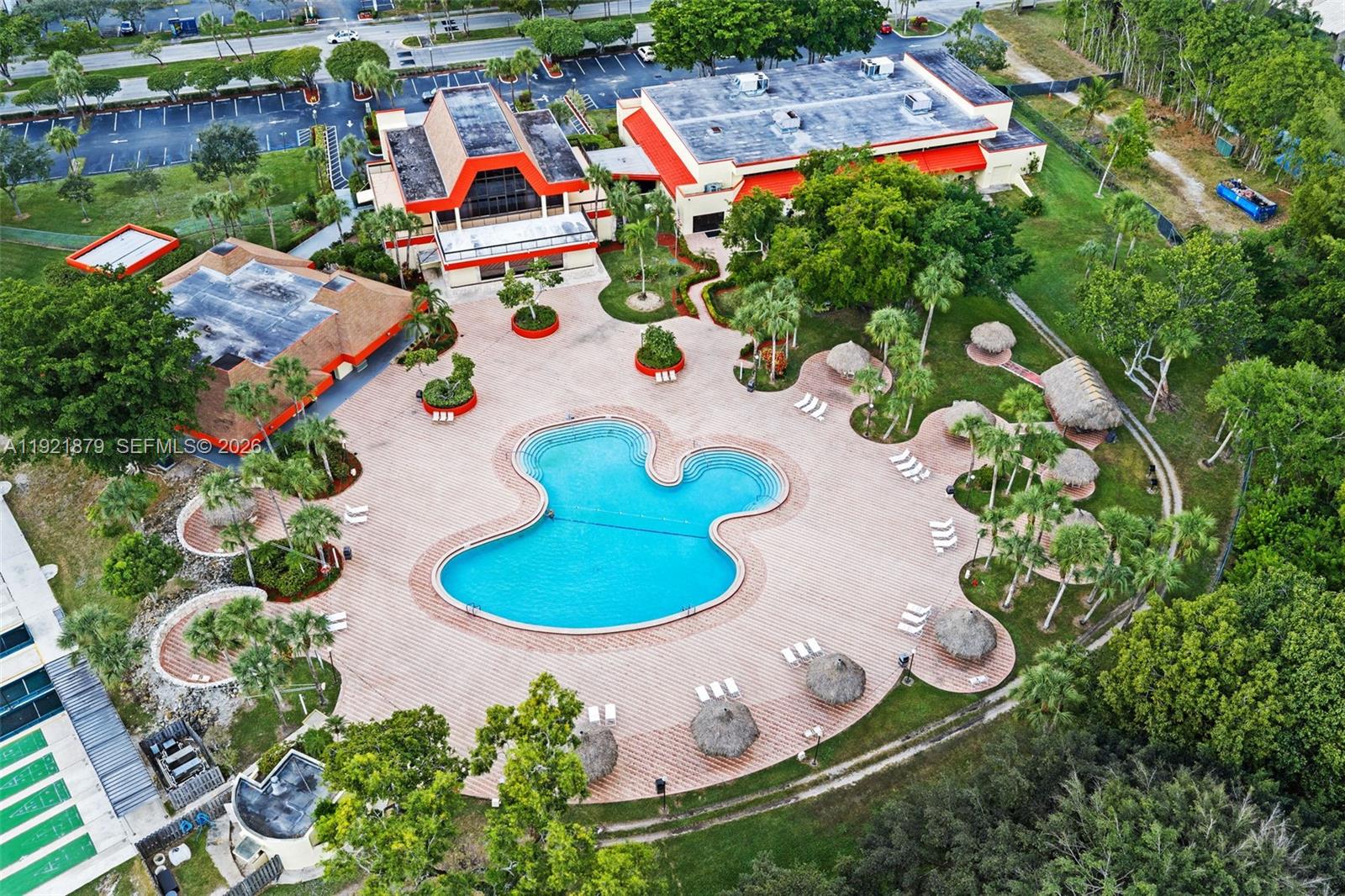 3140 Holiday Spgs Blvd #9-102 Margate, FL 33063