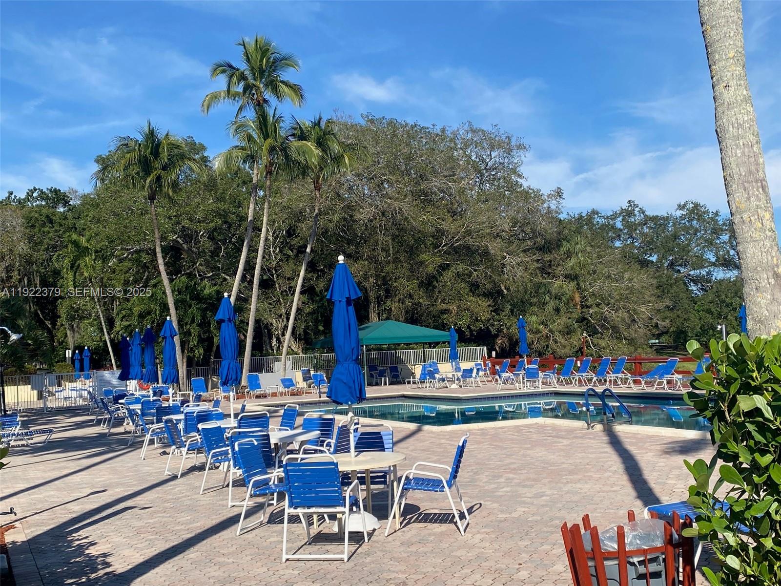 9420 Poinciana Pl #214 Davie, FL 33324