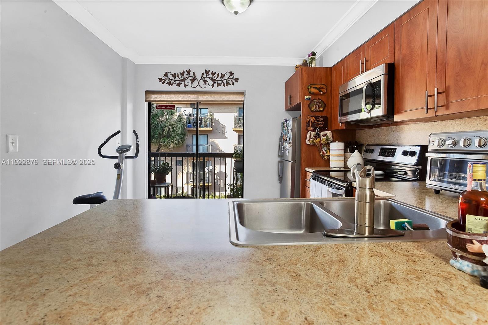 5490 W 21st Ct #309 Hialeah, FL 33016