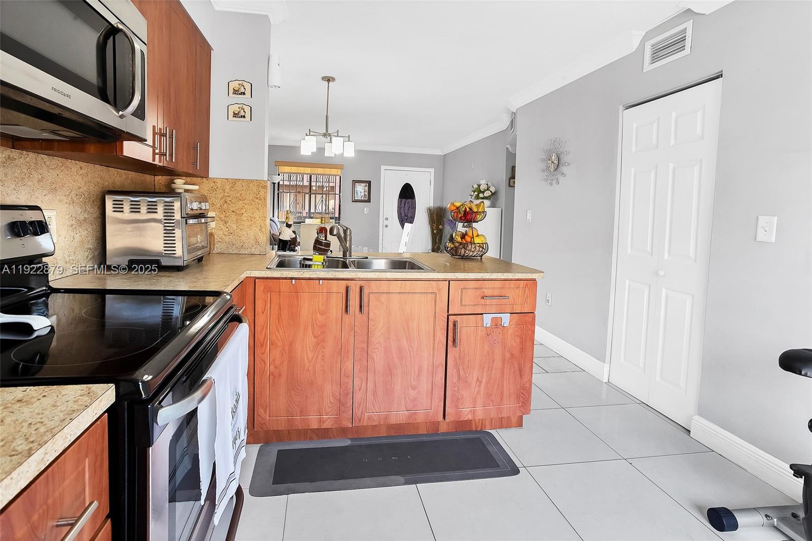 5490 W 21st Ct #309 Hialeah, FL 33016