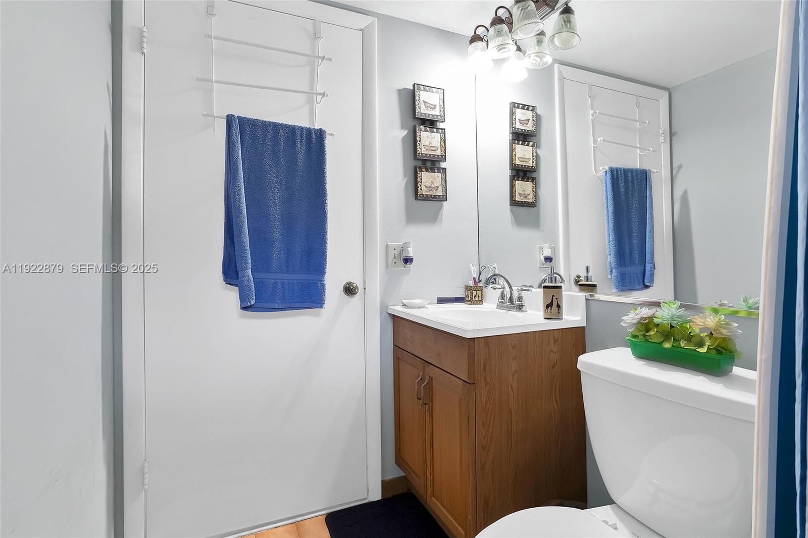 5490 W 21st Ct #309 Hialeah, FL 33016