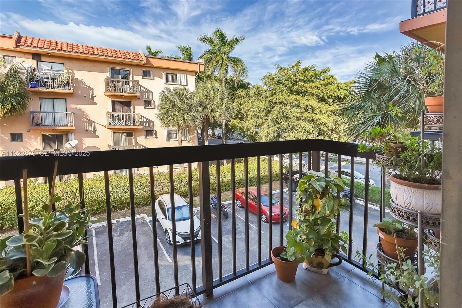 5490 W 21st Ct #309 Hialeah, FL 33016