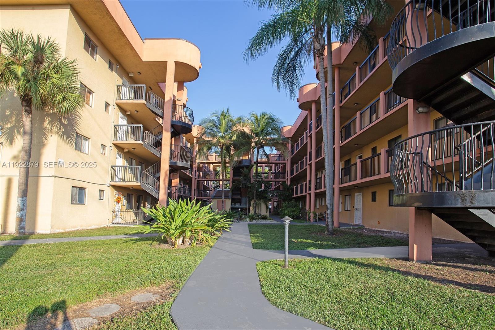 5490 W 21st Ct #309 Hialeah, FL 33016