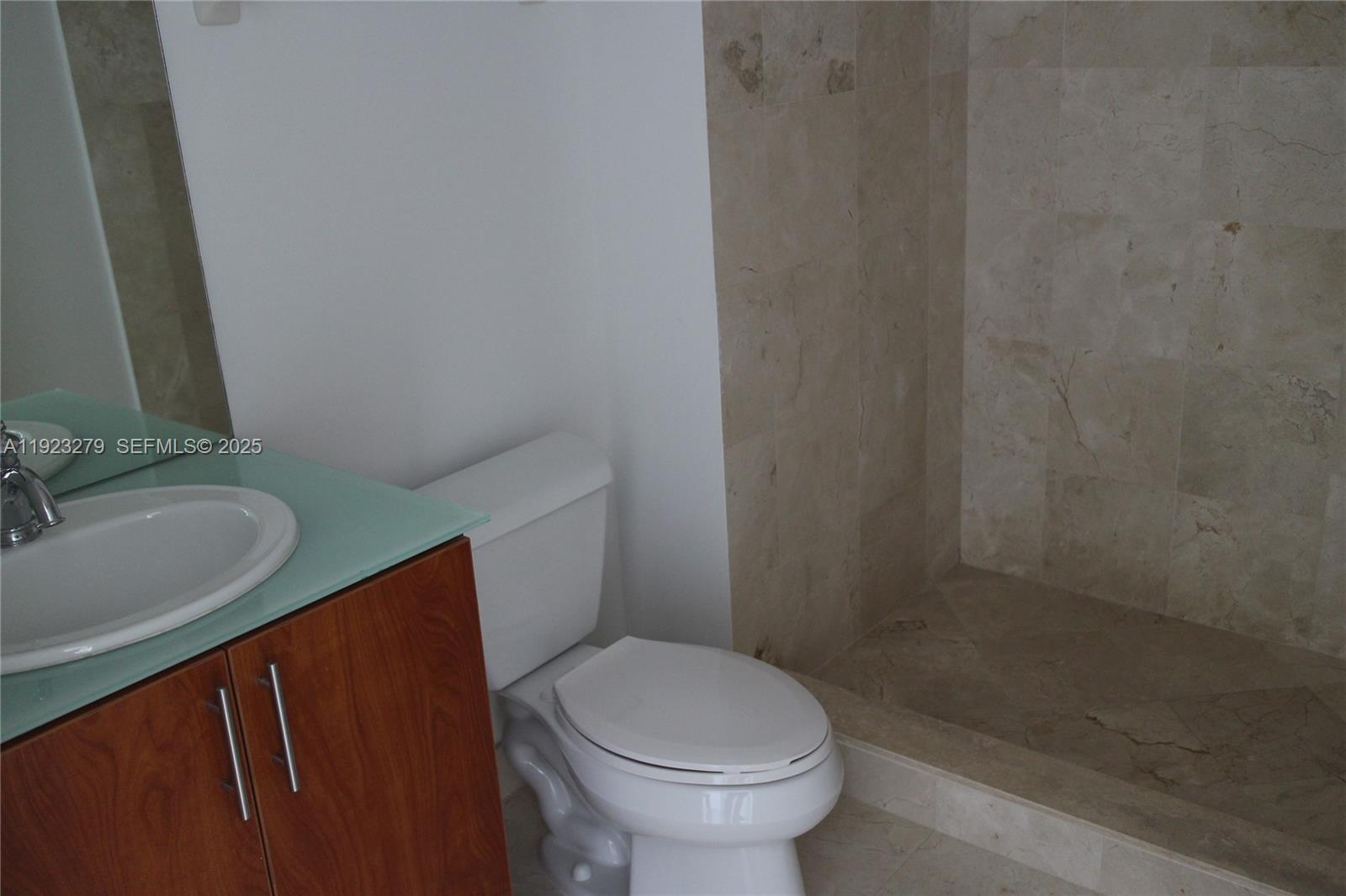 315 NE 3rd Ave #2005 Fort Lauderdale, FL 33301