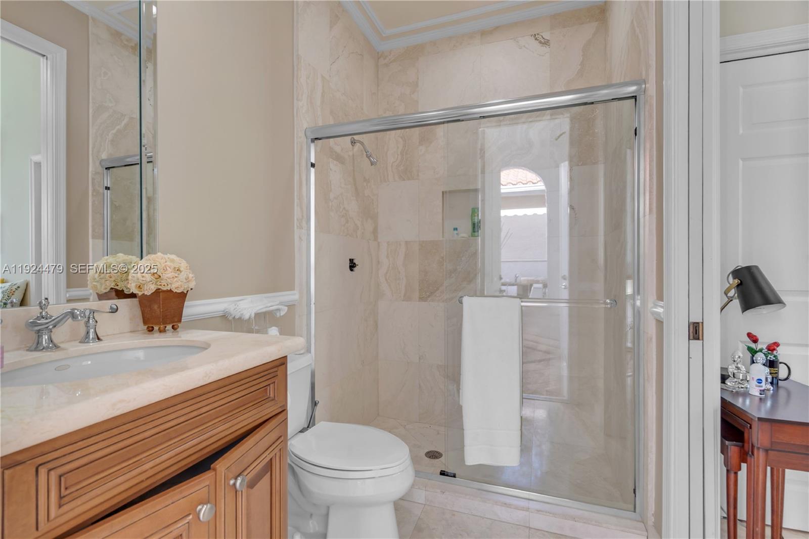 3942 194th Ln Sunny Isles Beach, FL 33160