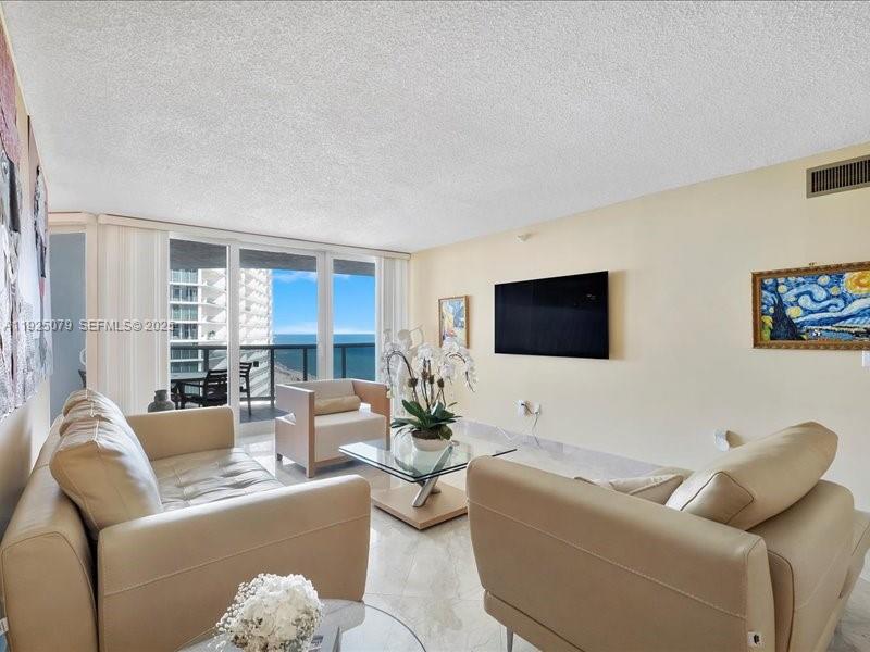 16711 Collins Ave #1604 Sunny Isles Beach, FL 33160