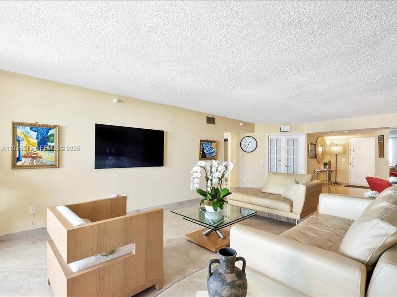 16711 Collins Ave #1604 Sunny Isles Beach, FL 33160