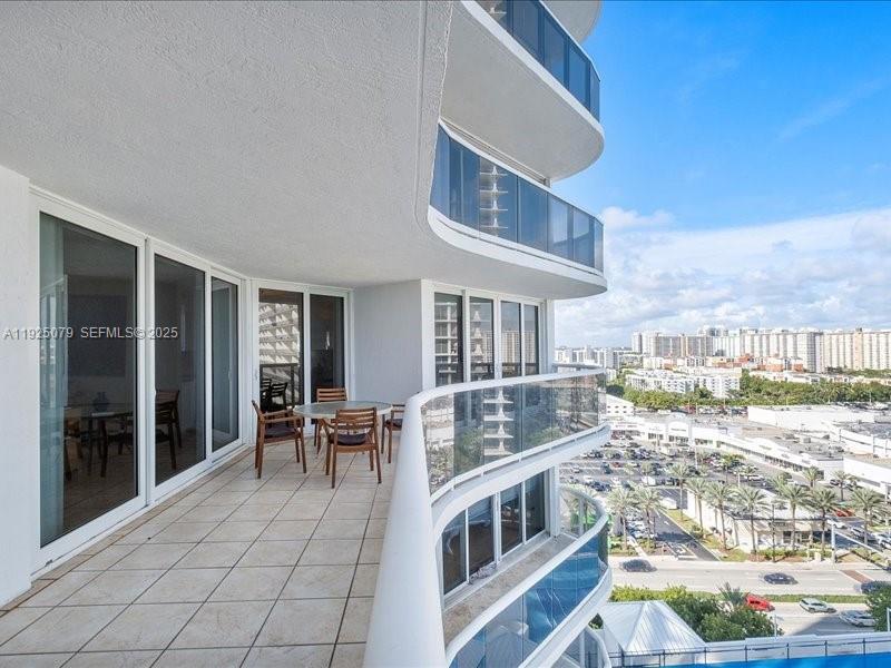 16711 Collins Ave #1604 Sunny Isles Beach, FL 33160
