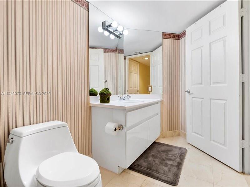 16711 Collins Ave #1604 Sunny Isles Beach, FL 33160