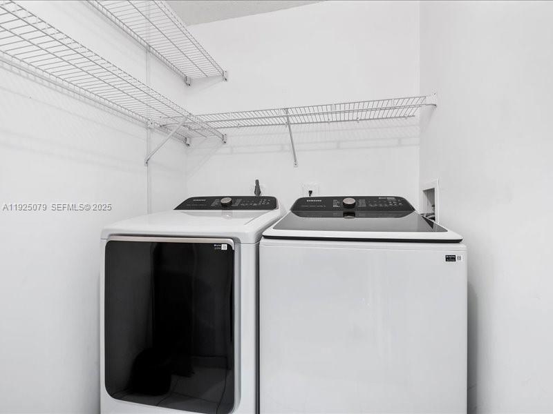 16711 Collins Ave #1604 Sunny Isles Beach, FL 33160