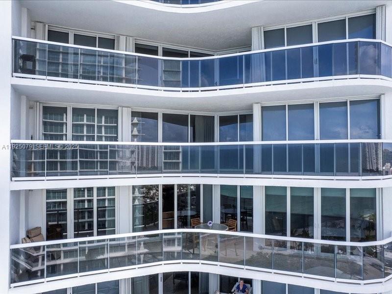 16711 Collins Ave #1604 Sunny Isles Beach, FL 33160