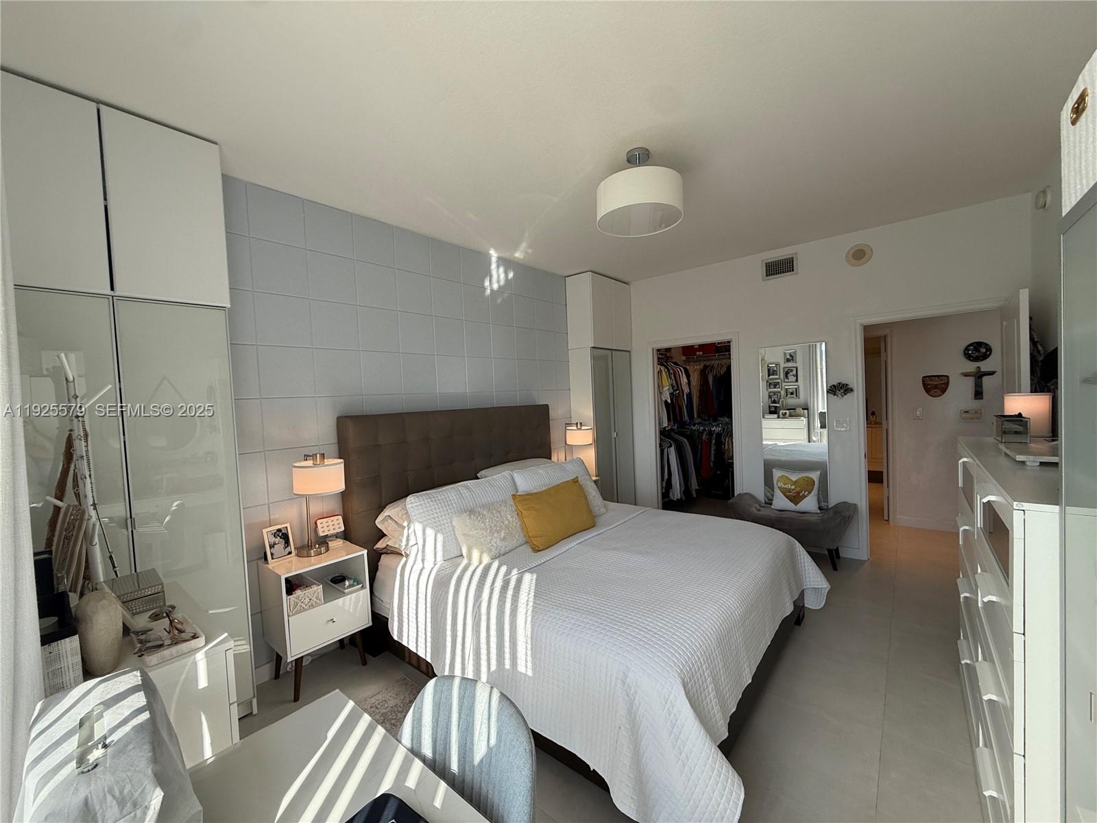 image Ten Aragon Condo12