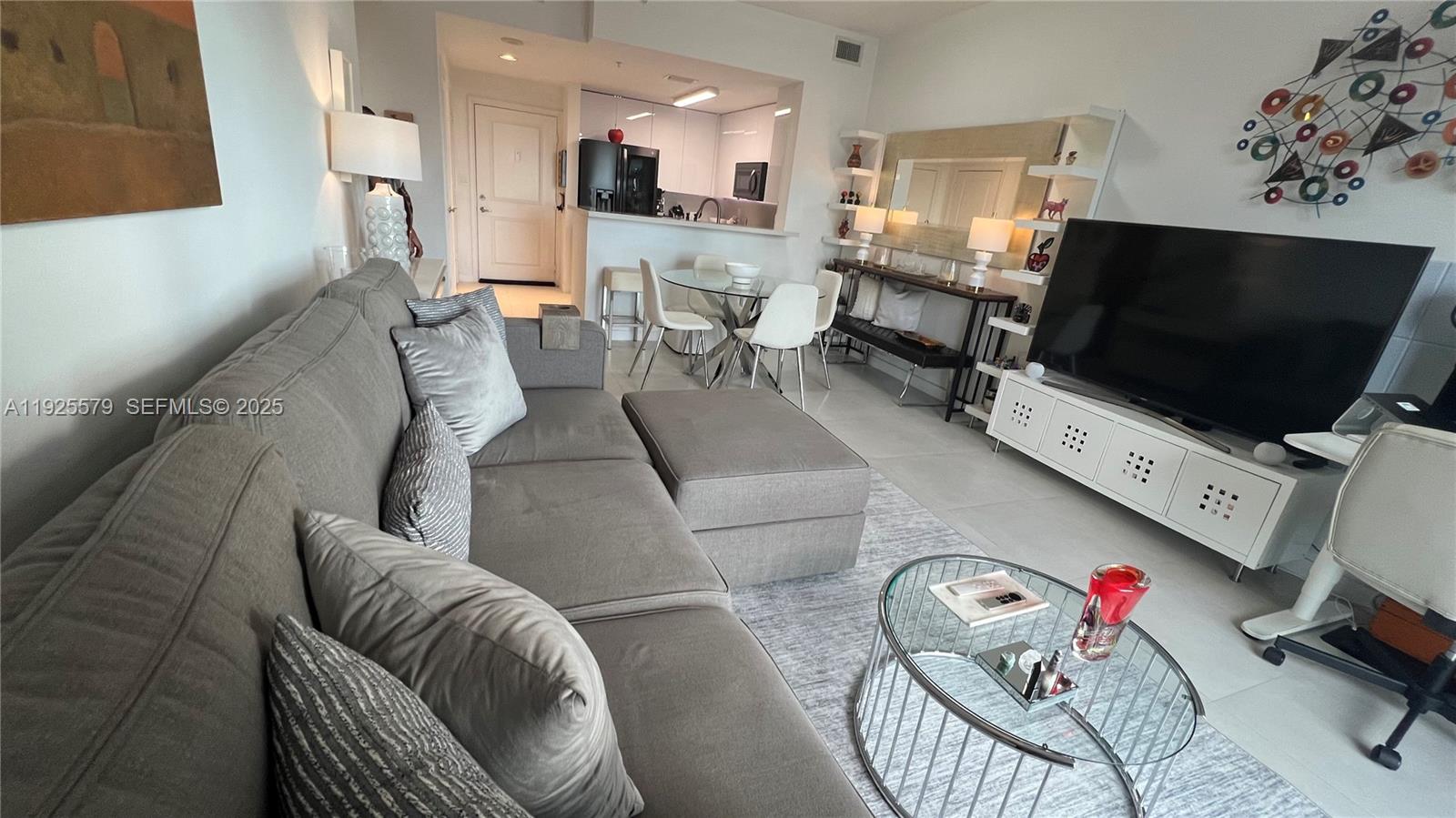 image Ten Aragon Condo2