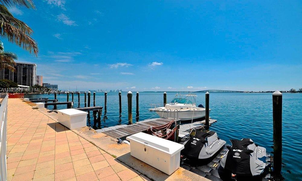 2101 Brickell Ave #2306 Miami, FL 33129