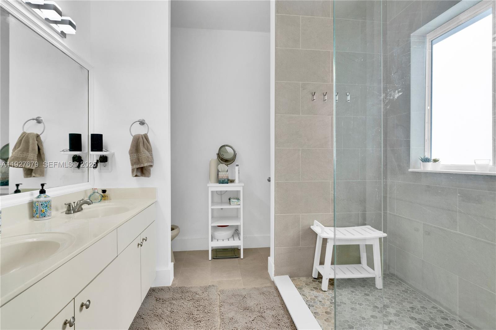 13000 SW 136th Ter Miami, FL 33186