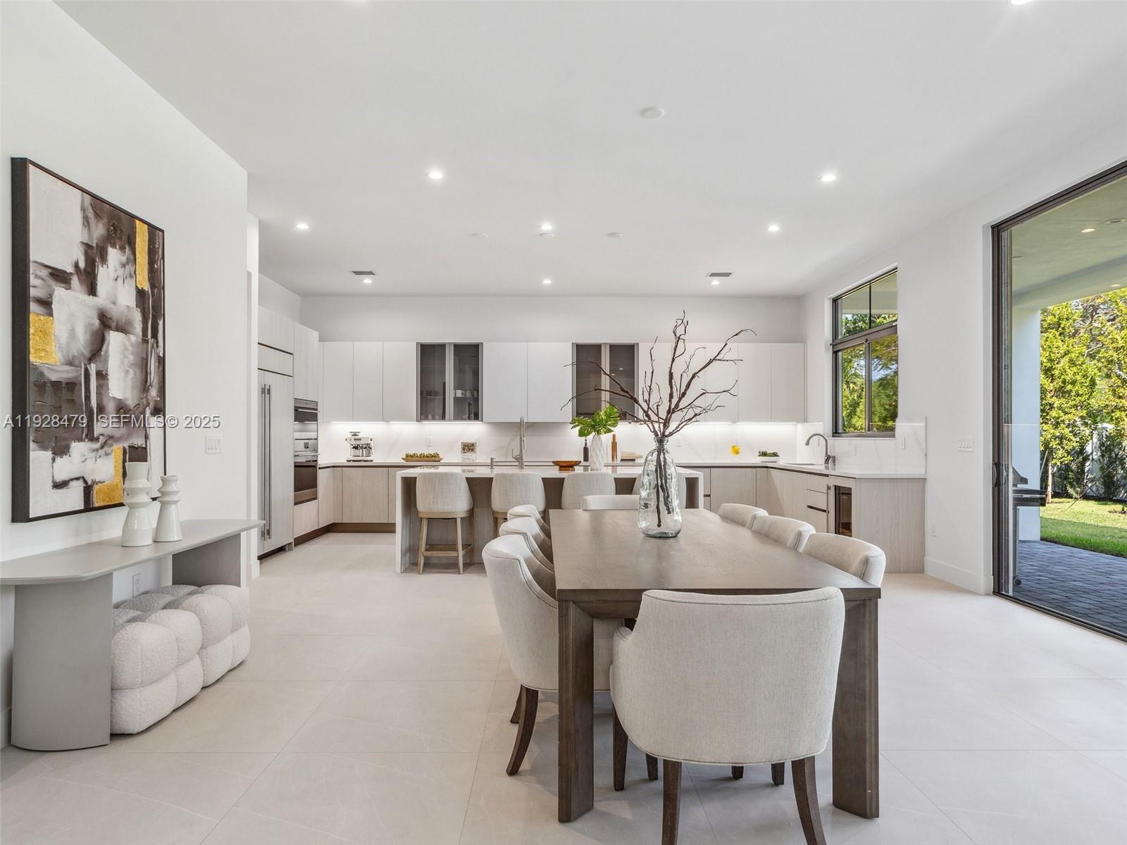 7285 SW 72nd Ter Miami, FL 33143