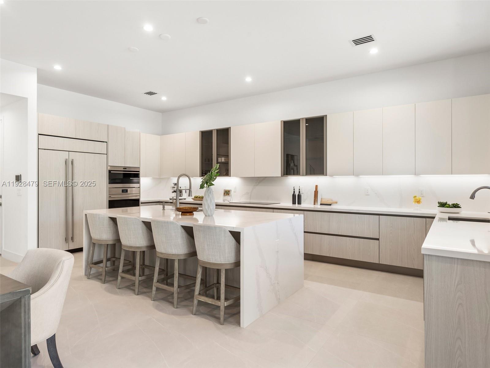 7285 SW 72nd Ter Miami, FL 33143