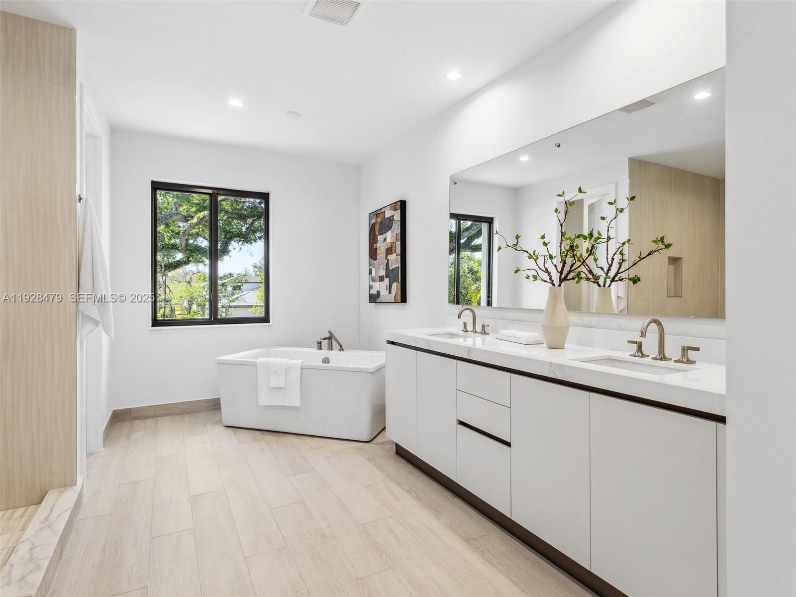 7285 SW 72nd Ter Miami, FL 33143