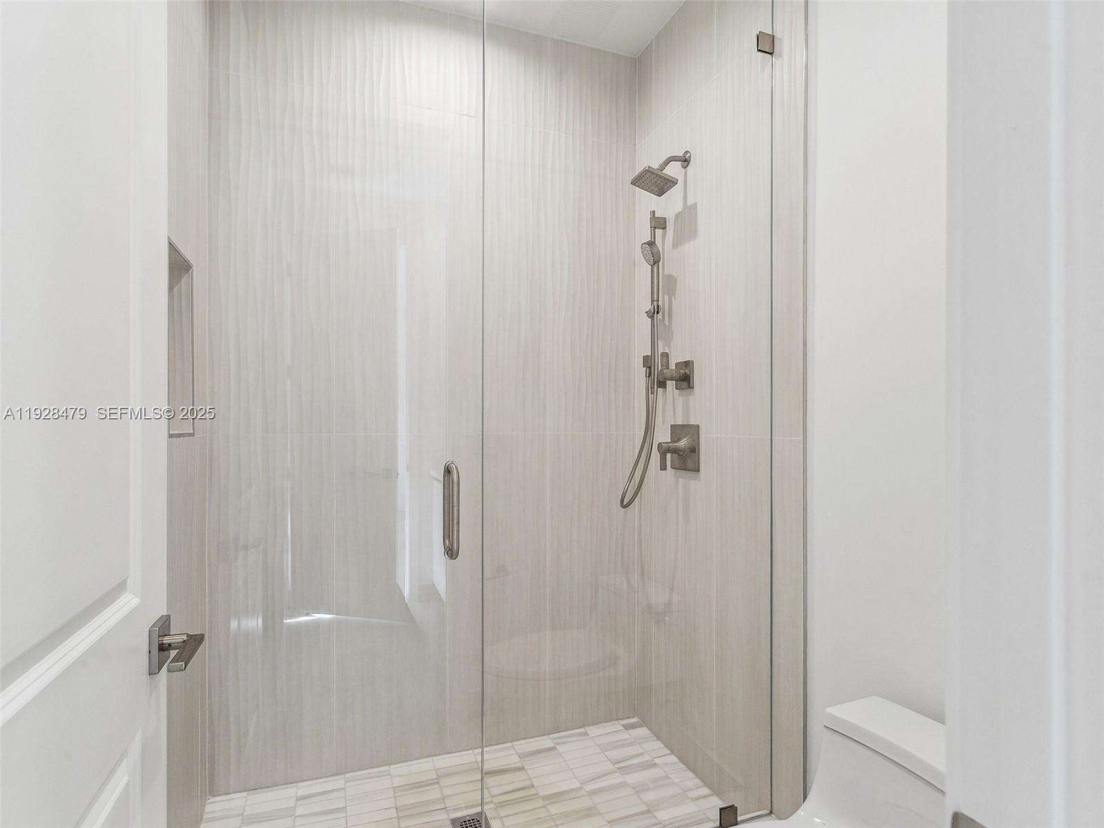 7285 SW 72nd Ter Miami, FL 33143