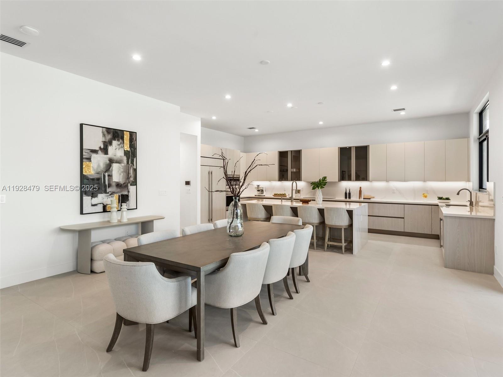 7285 SW 72nd Ter Miami, FL 33143