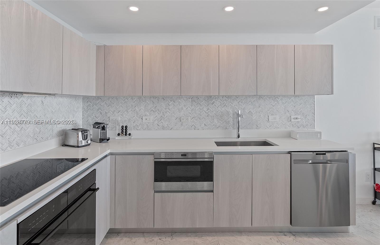 3131 NE 7th Ave #2203 Miami, FL 33137