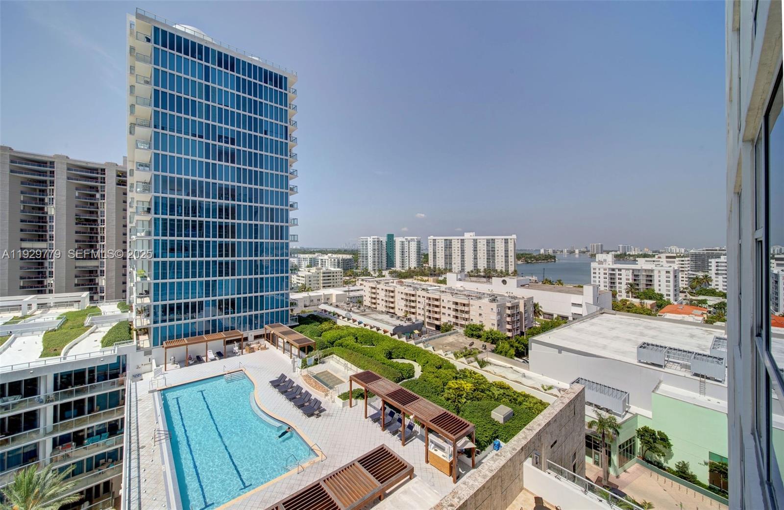 6801 Collins Ave #1110 (Door 1106) Miami Beach, FL 33141