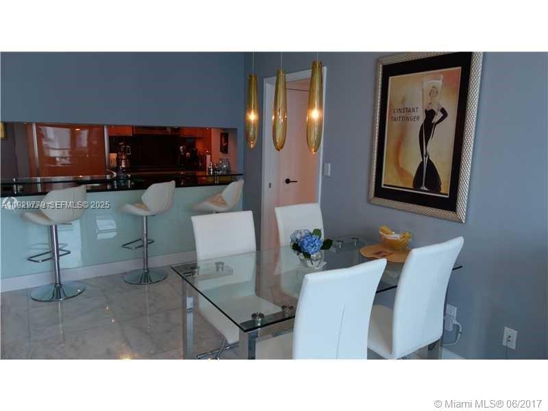 6801 Collins Ave #1110 (Door 1106) Miami Beach, FL 33141