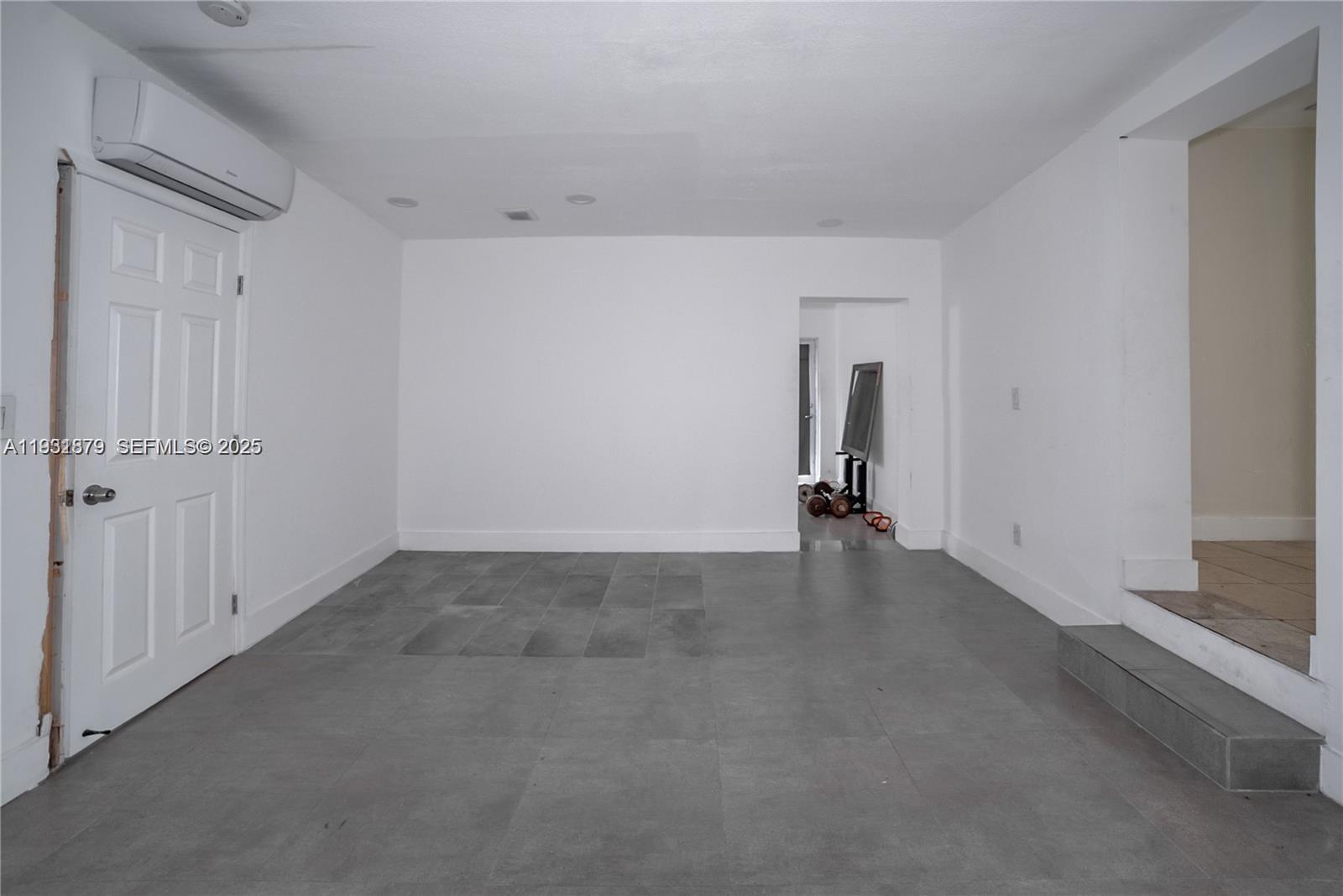 2501 NW 22nd Ave Miami, FL 33142