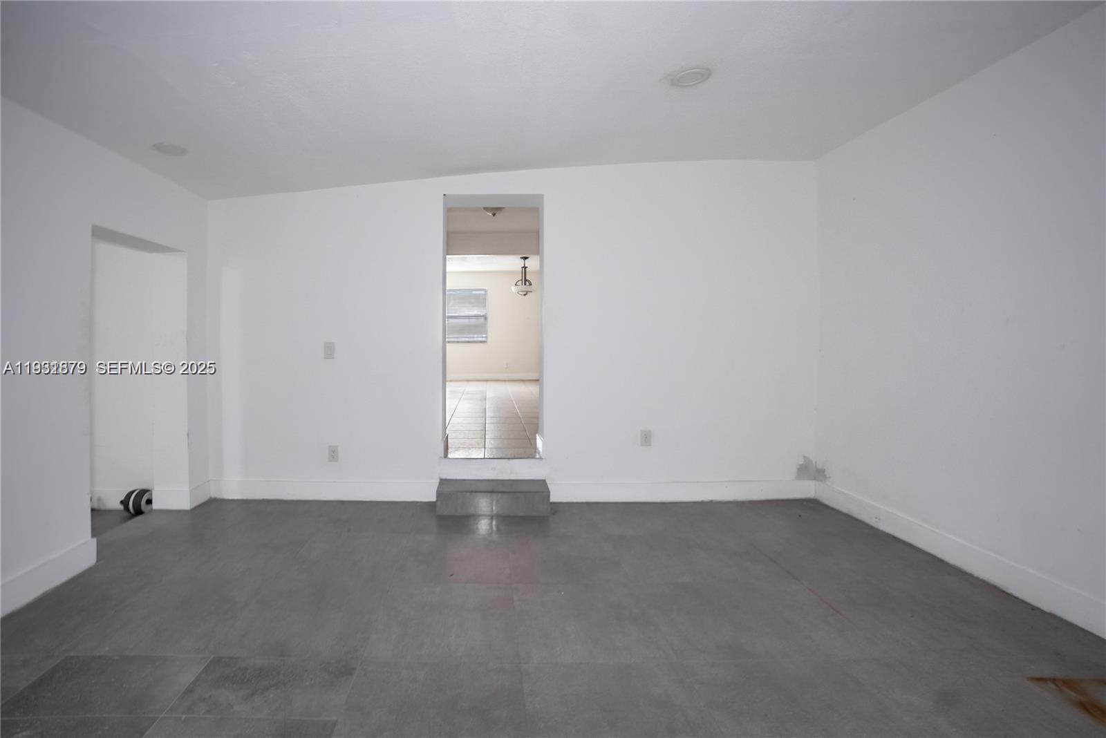 2501 NW 22nd Ave Miami, FL 33142