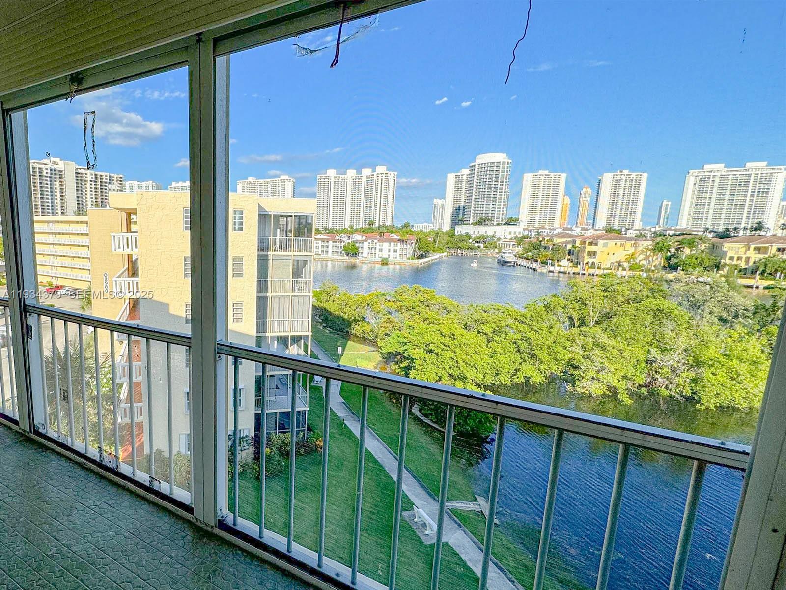 2930 Point East Dr #E601 Aventura, FL 33160