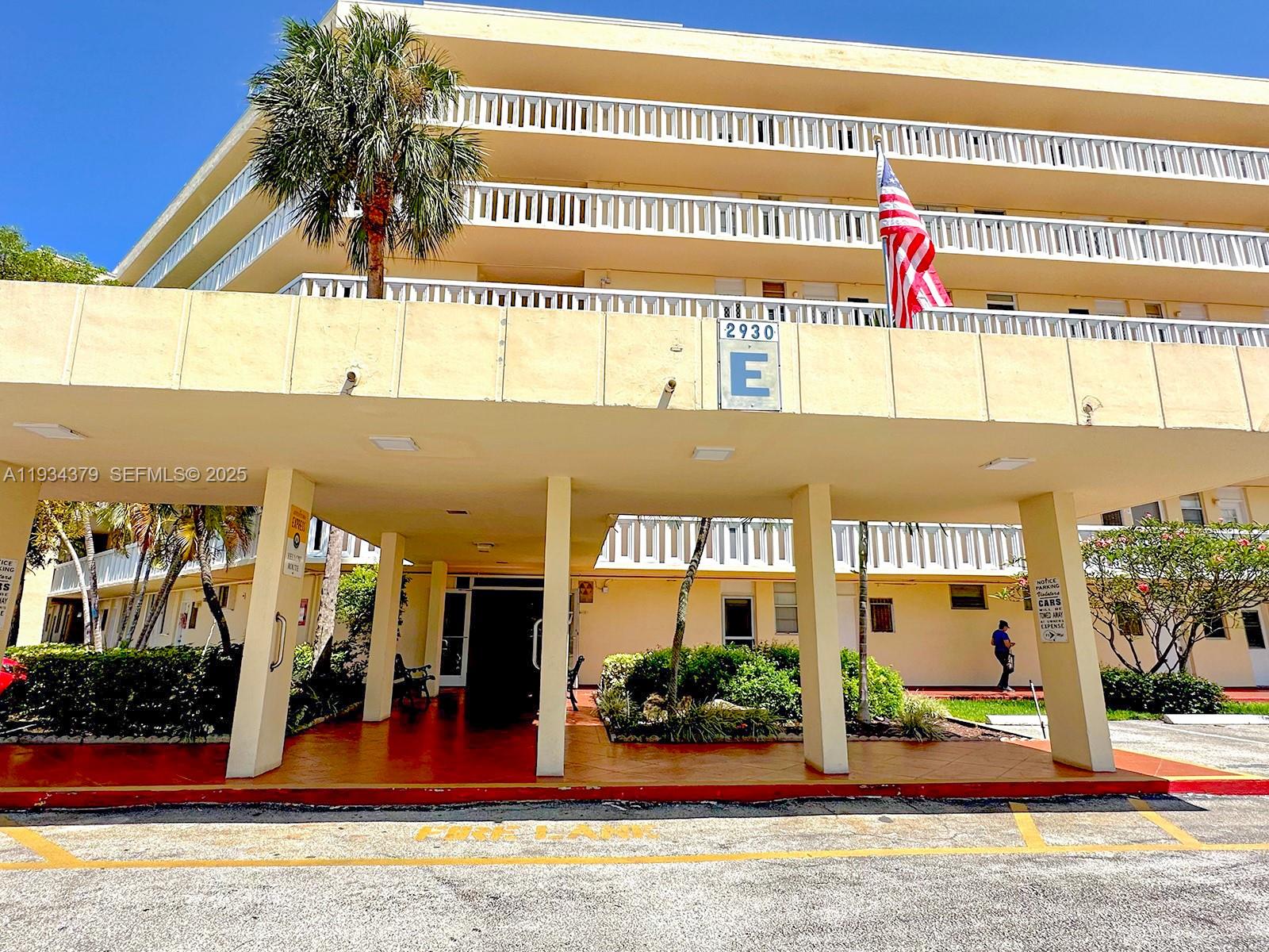 2930 Point East Dr #E601 Aventura, FL 33160