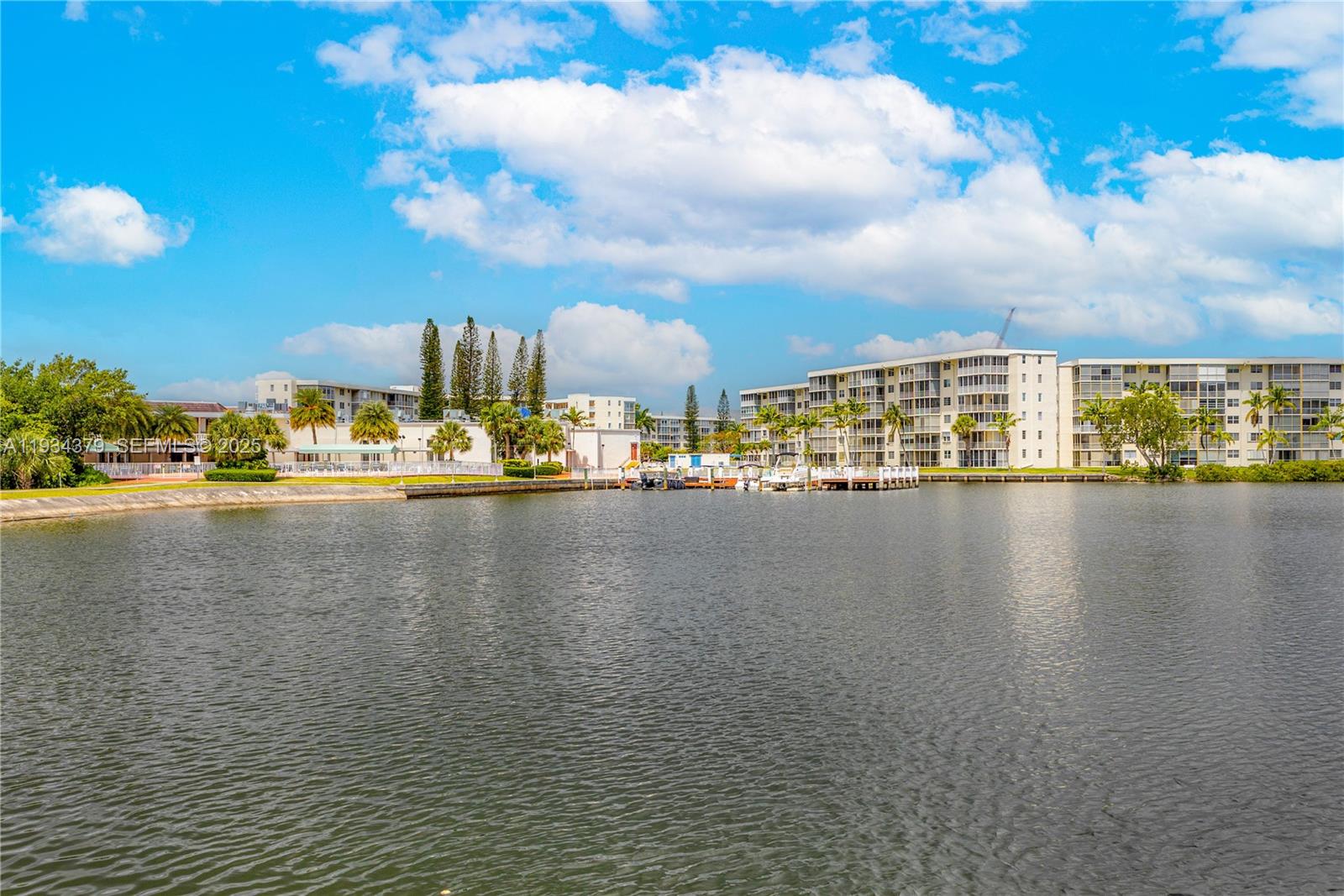 2930 Point East Dr #E601 Aventura, FL 33160