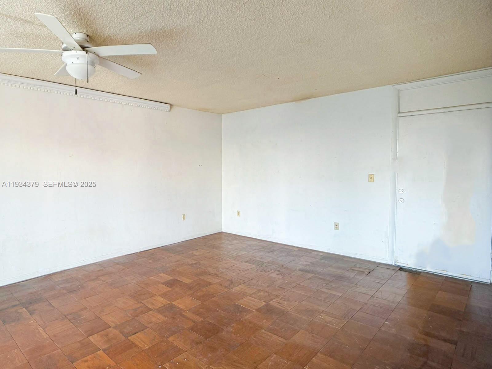 2930 Point East Dr #E601 Aventura, FL 33160