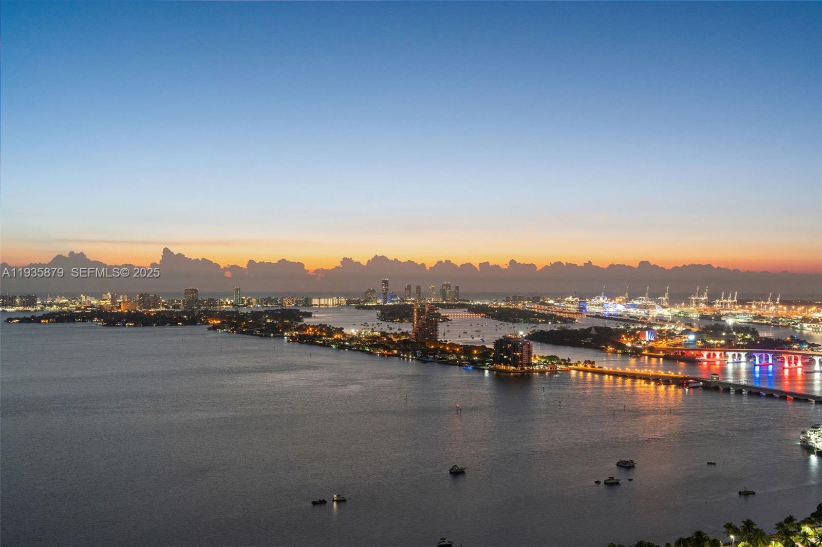 image Paramount Bay32