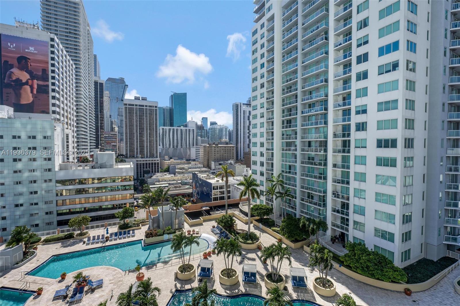 image Vizcayne North19