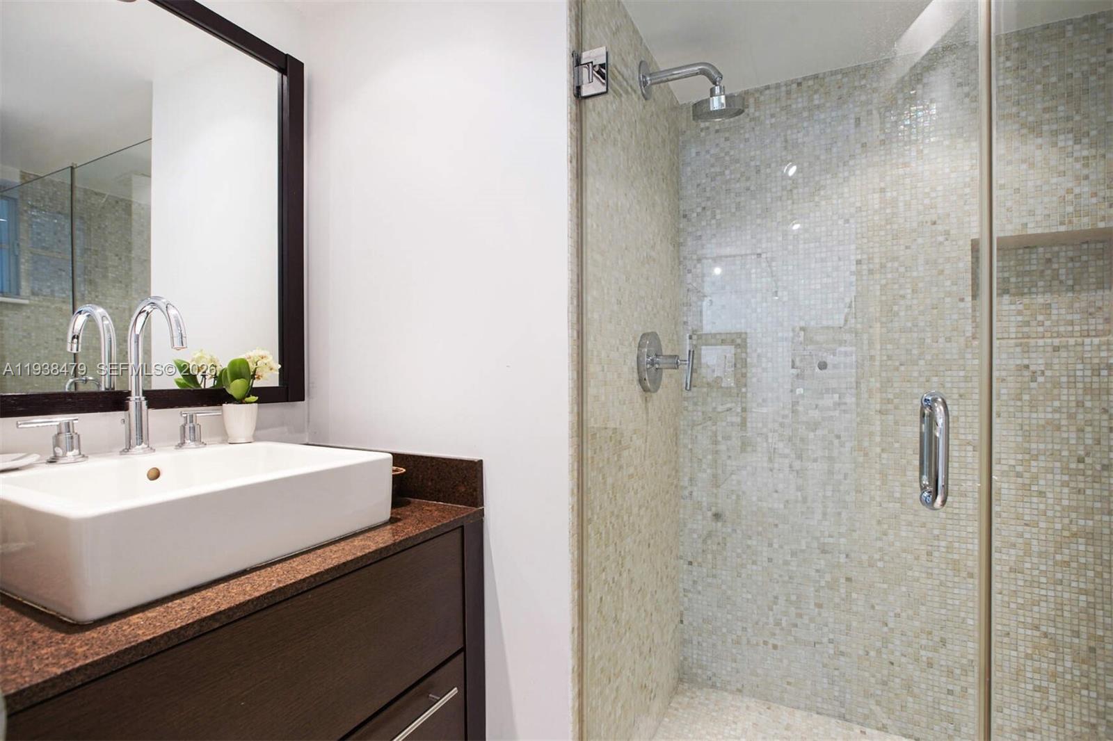 201 Jefferson Ave #2E Miami Beach, FL 33139