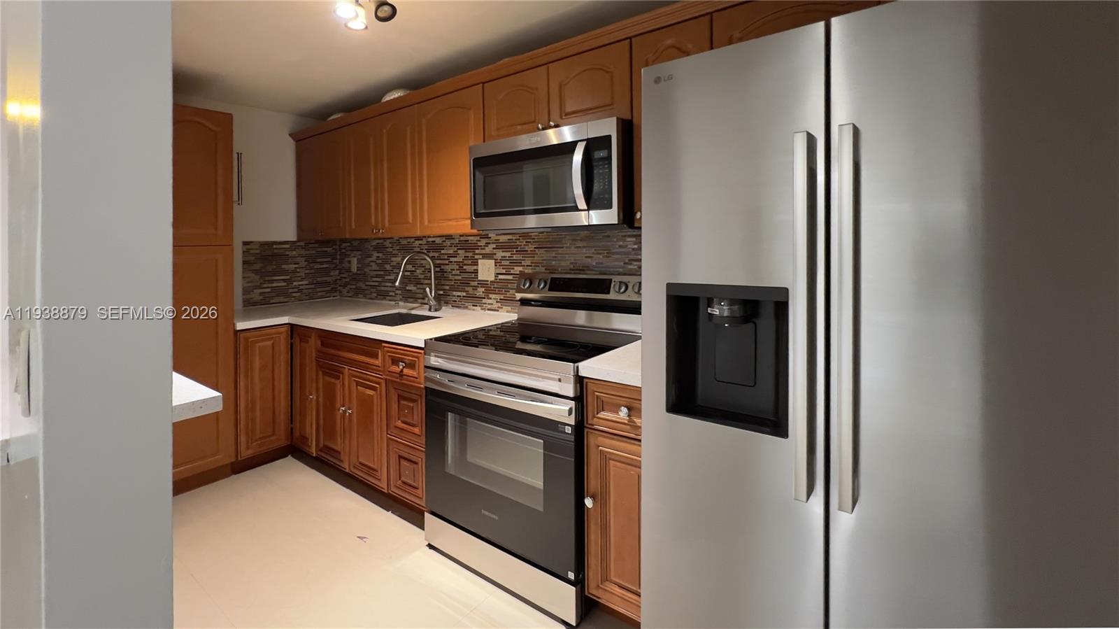 4360 NW 79th Ave #1F Doral, FL 33166