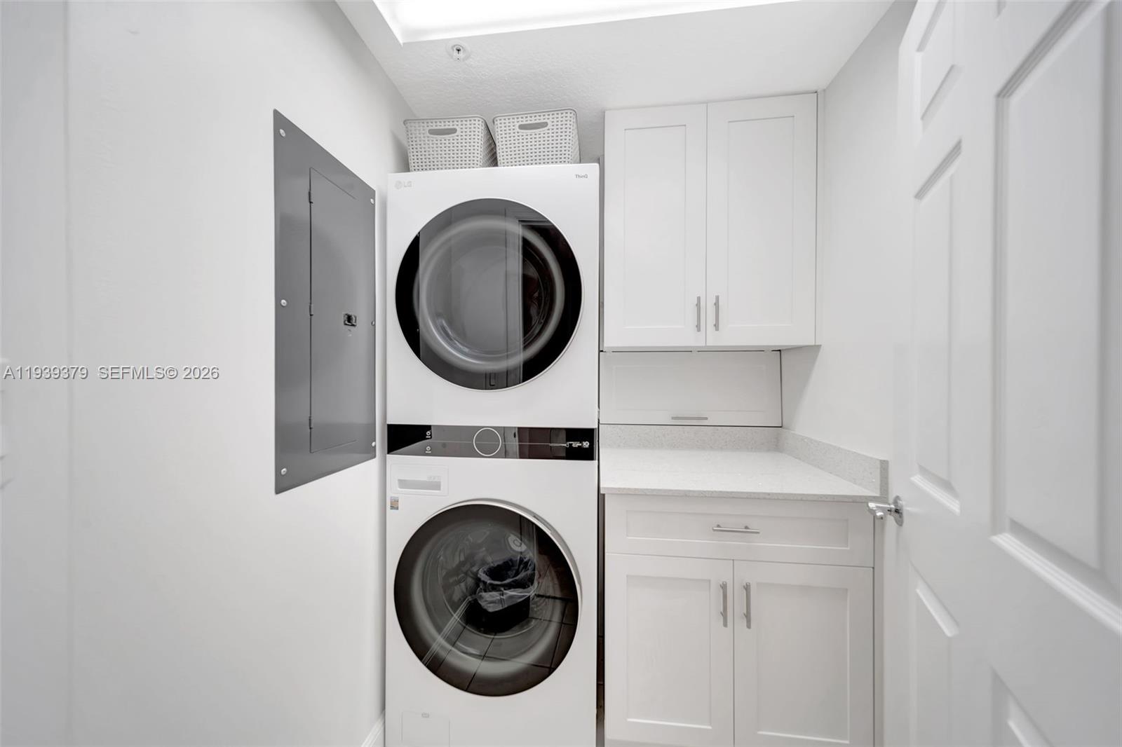 6001 N Ocean Dr #1204 Hollywood, FL 33019