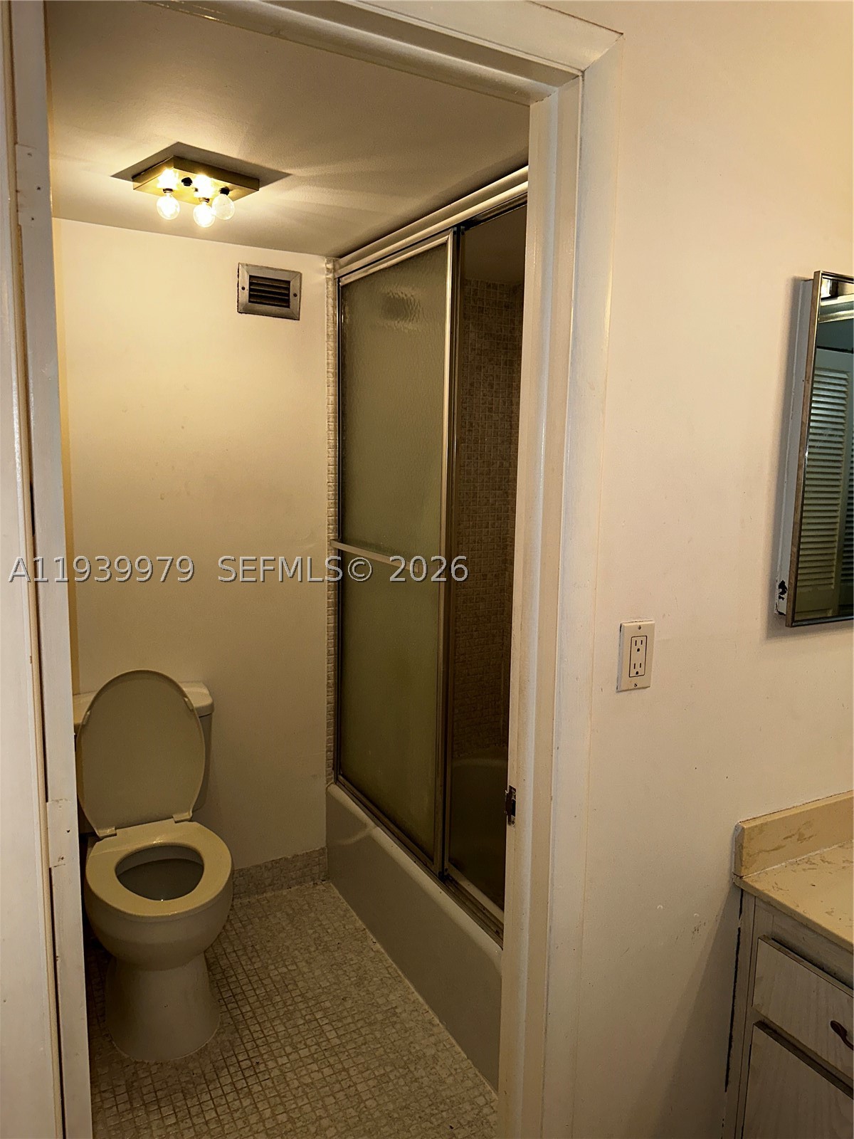 Undisclosed Address,Hollywood, FL 33019