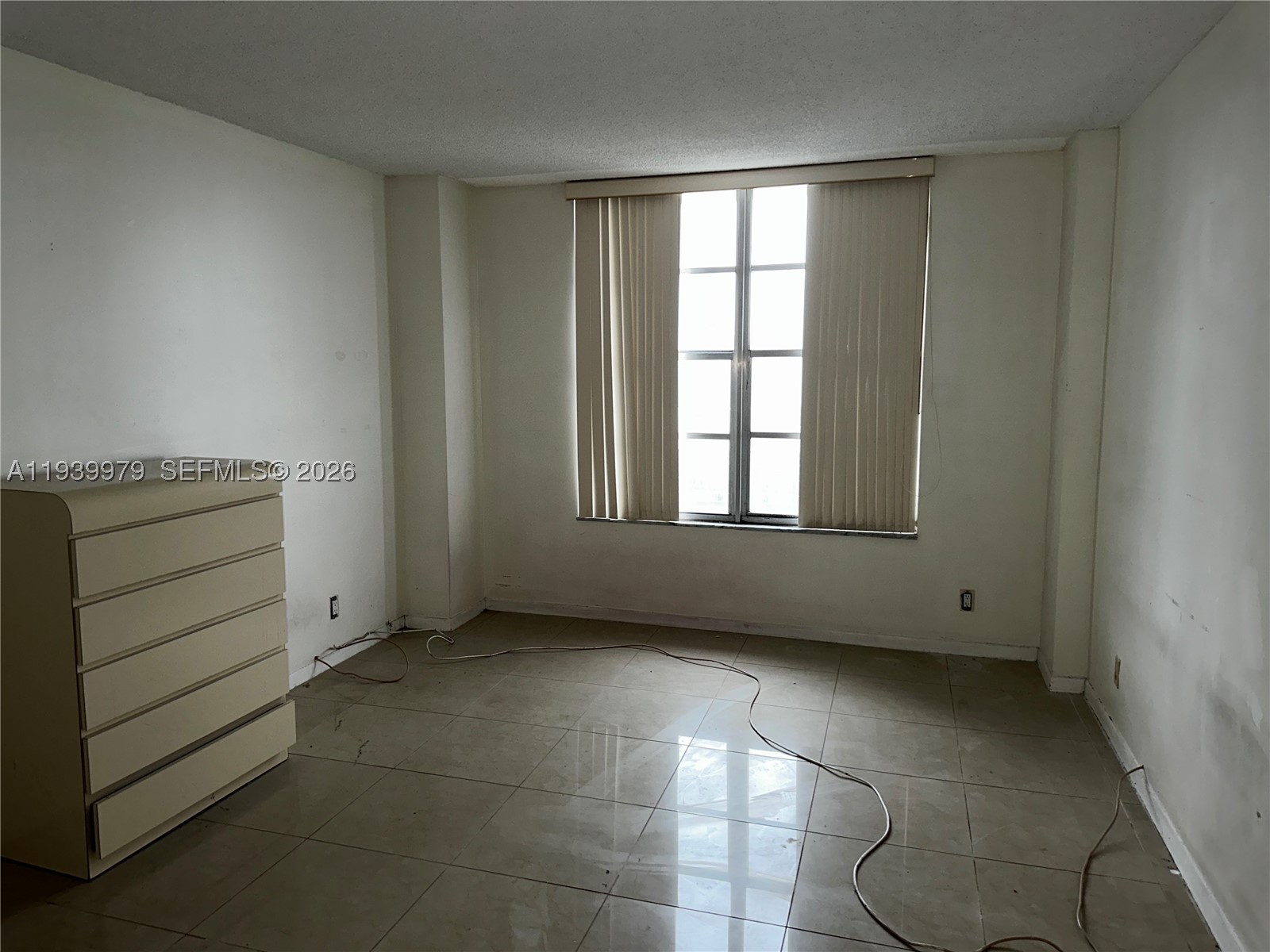 Undisclosed Address,Hollywood, FL 33019