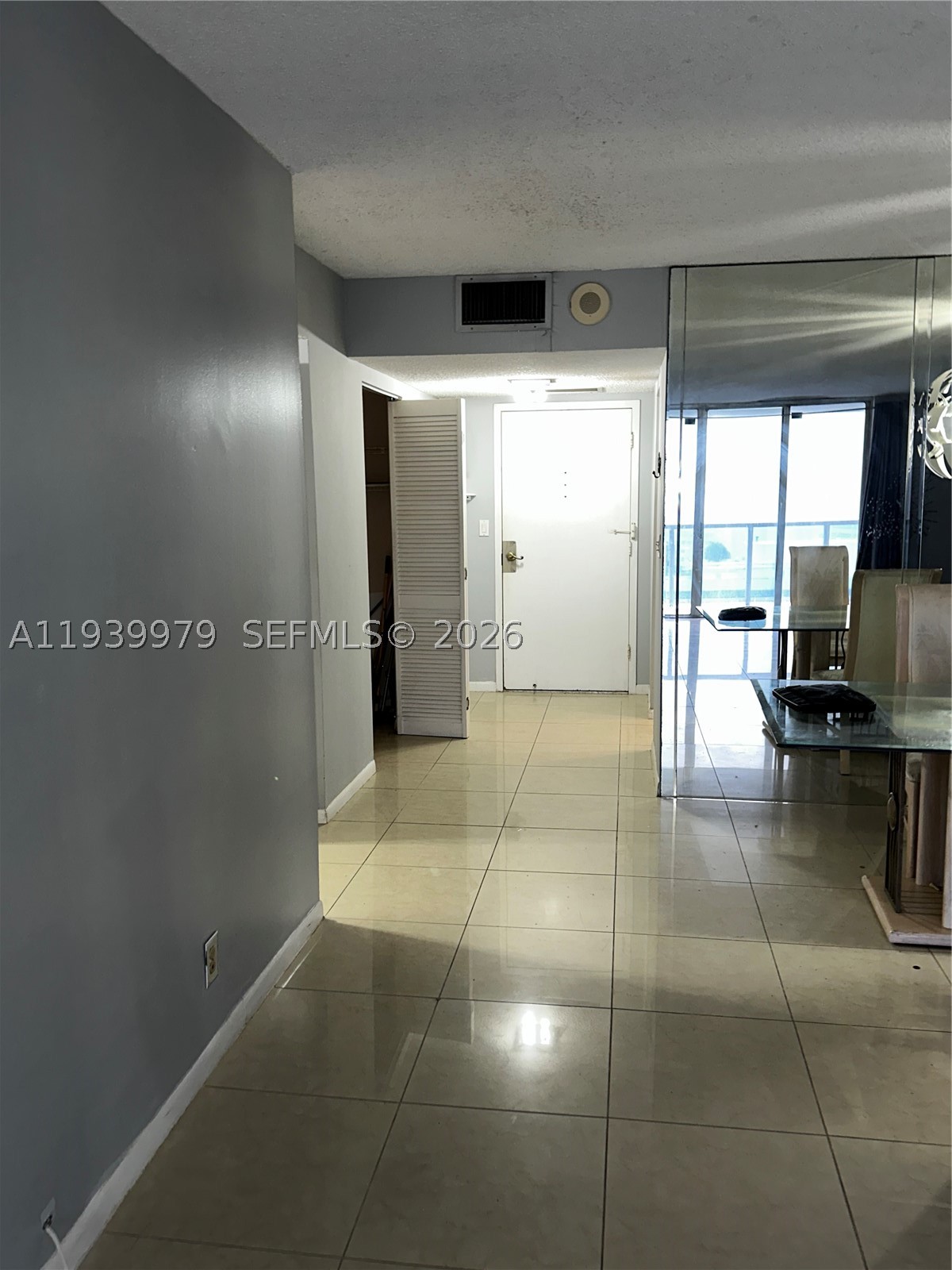 Undisclosed Address,Hollywood, FL 33019