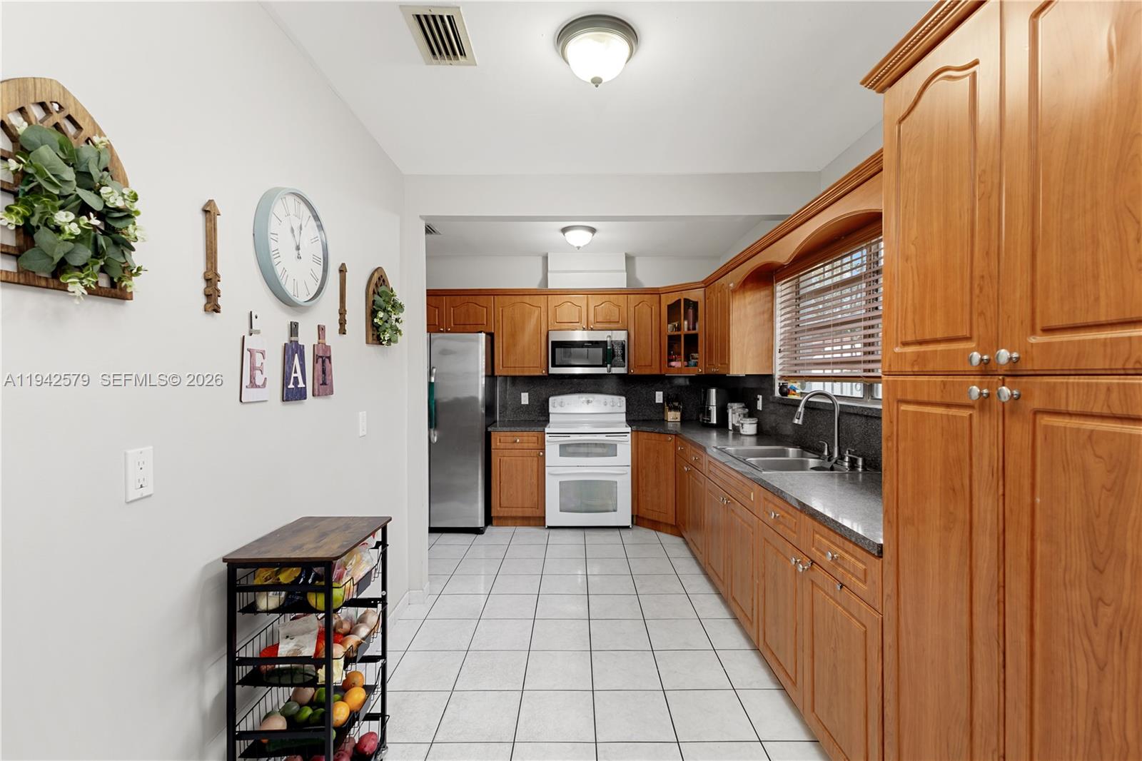 2818 SW 2nd St Miami, FL 33135