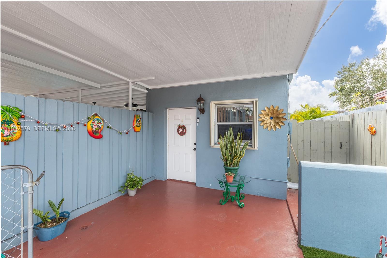 2818 SW 2nd St Miami, FL 33135