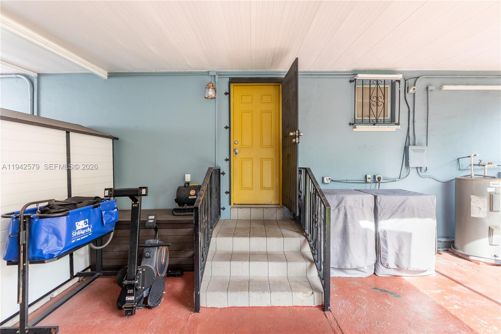 2818 SW 2nd St Miami, FL 33135