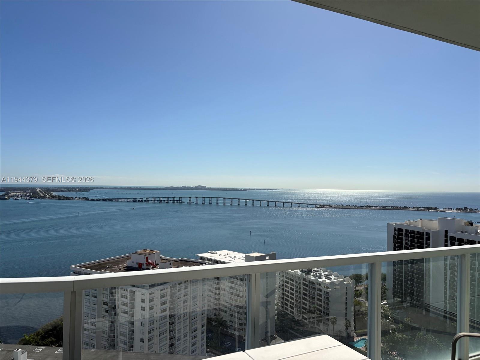 image Emerald at Brickell1