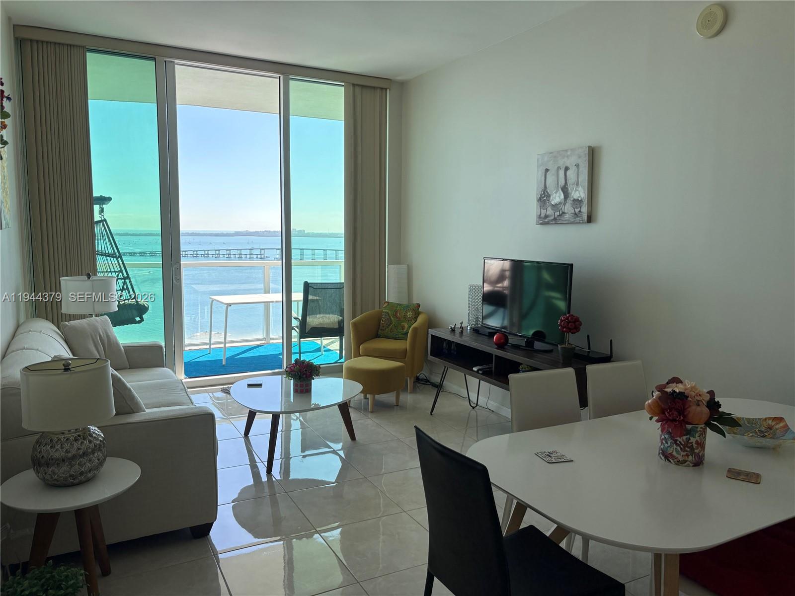 image Emerald at Brickell2