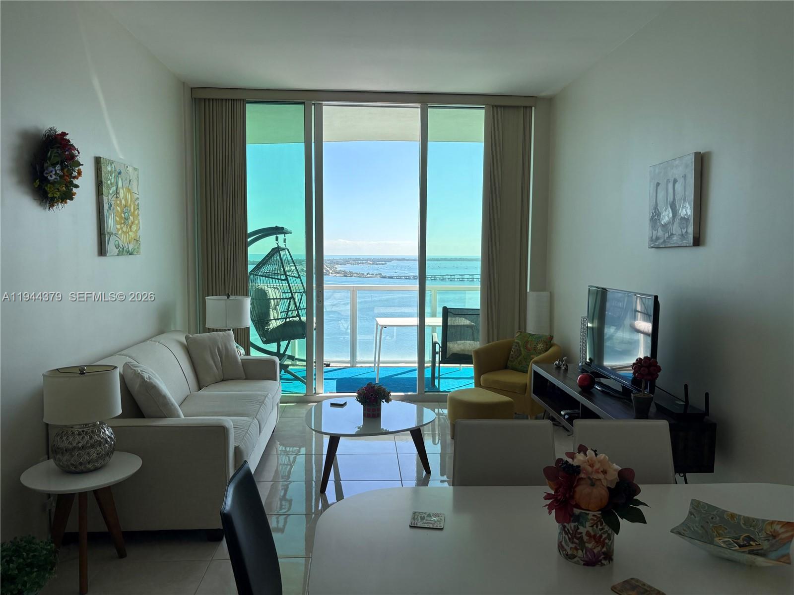 image Emerald at Brickell3