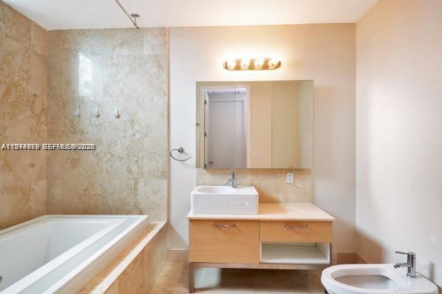 image Emerald at Brickell8